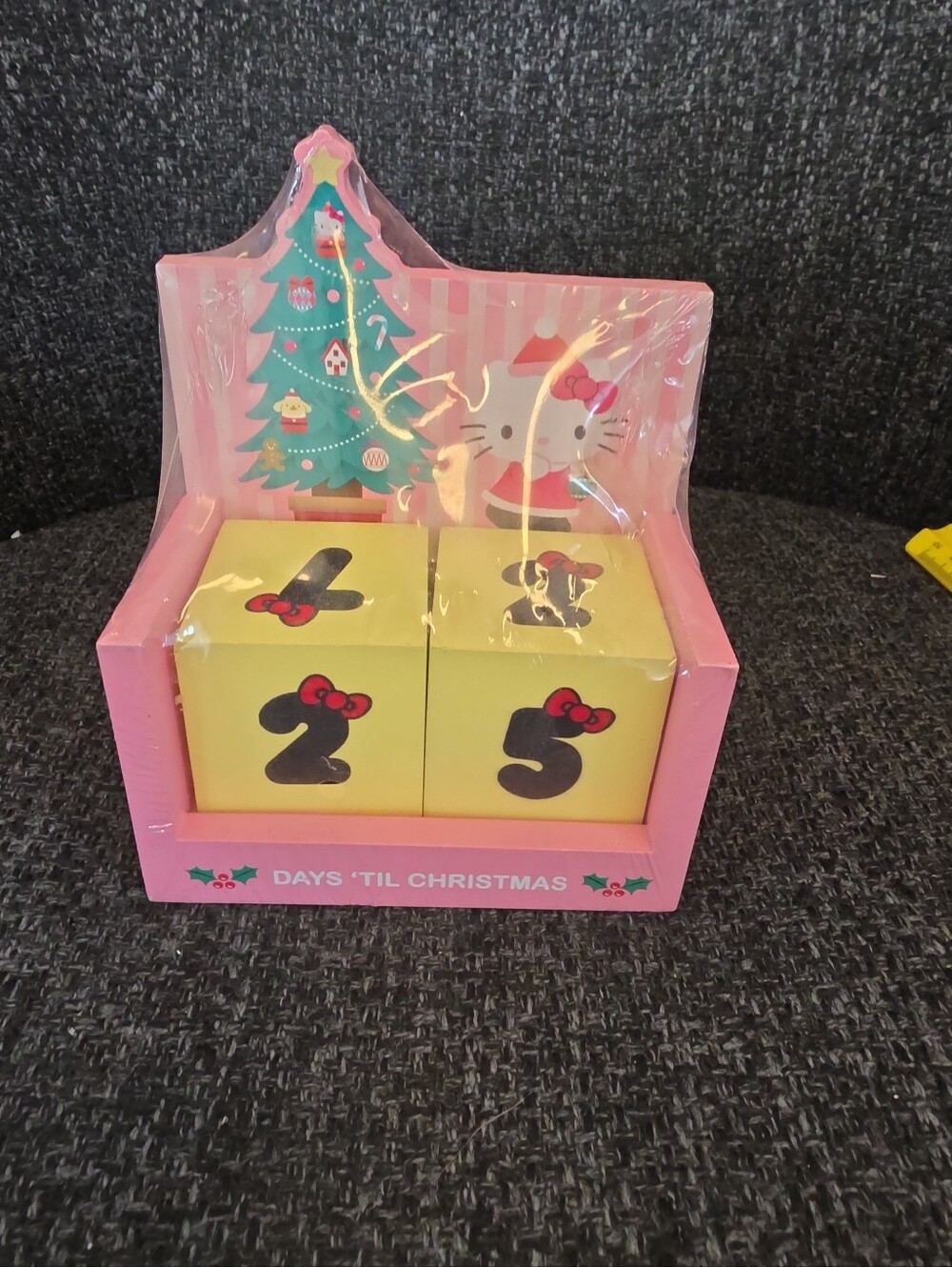 NIP Hello Kitty Wooden Blocks Countdown To Christmas Calendar Sanrio